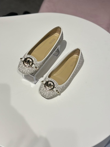 Michael Kors Krem Babet 37
